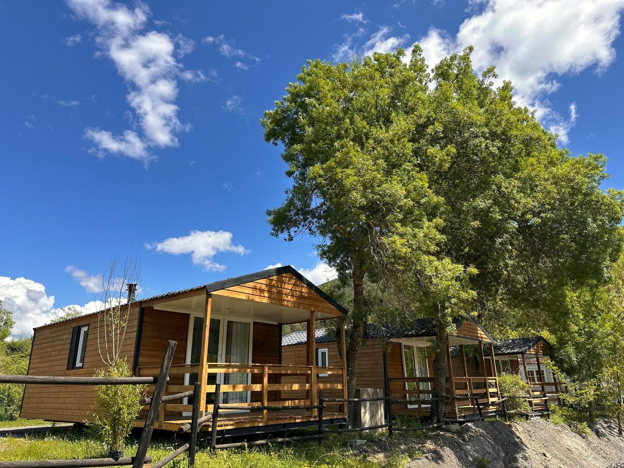 Bungalows Y Cabanas Solopuent Natur Castiello de Jaca Extérieur photo